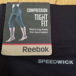 Reebok Tight Fit Compression Crop XL Black